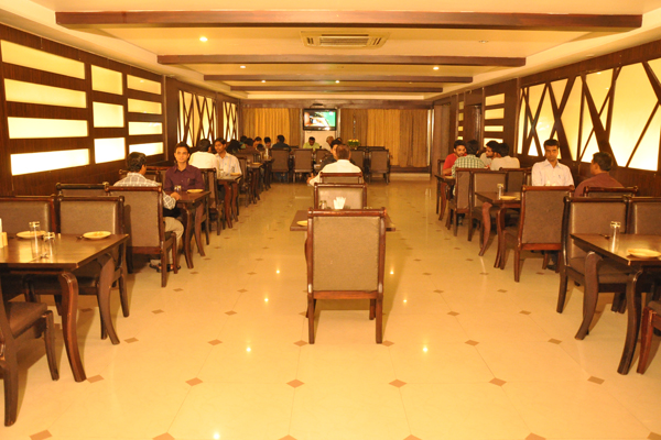 Sarthak Hotel Bhopal Restaurant